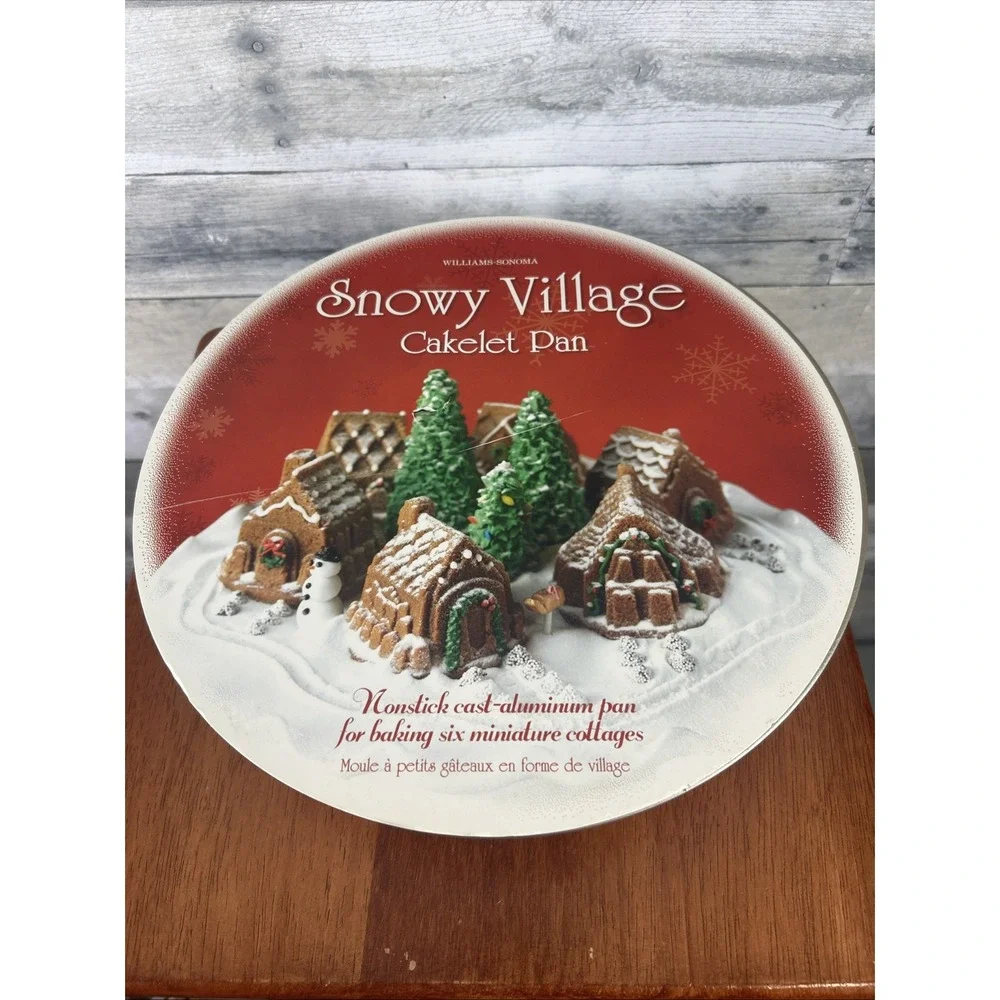 NWT~ Williams-Sonoma Nordic Ware Snowy Village Cozy Muffin Cakelet Cake Pan